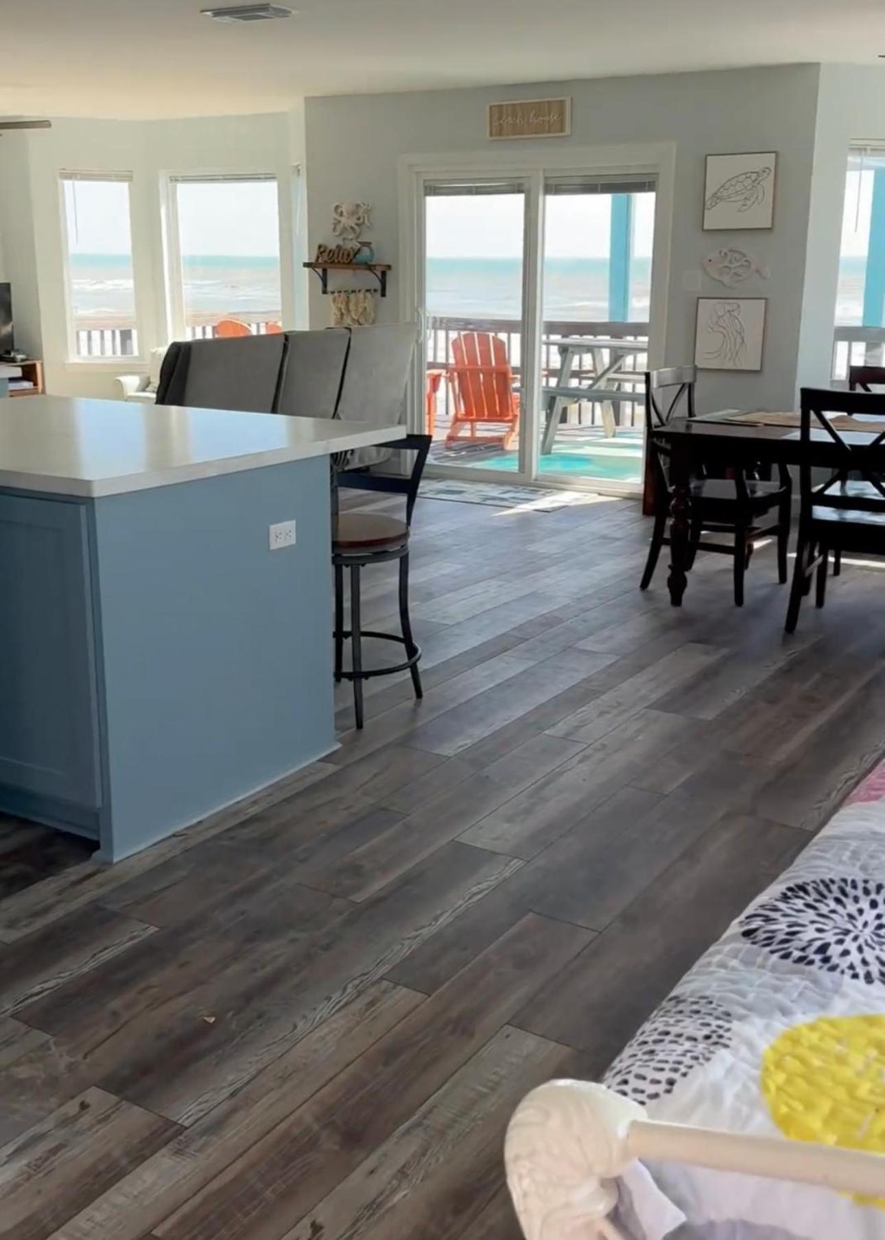 Surfside Beachfront Dream Экстерьер фото