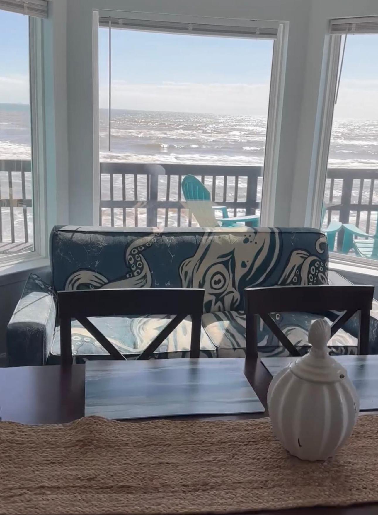 Surfside Beachfront Dream Экстерьер фото